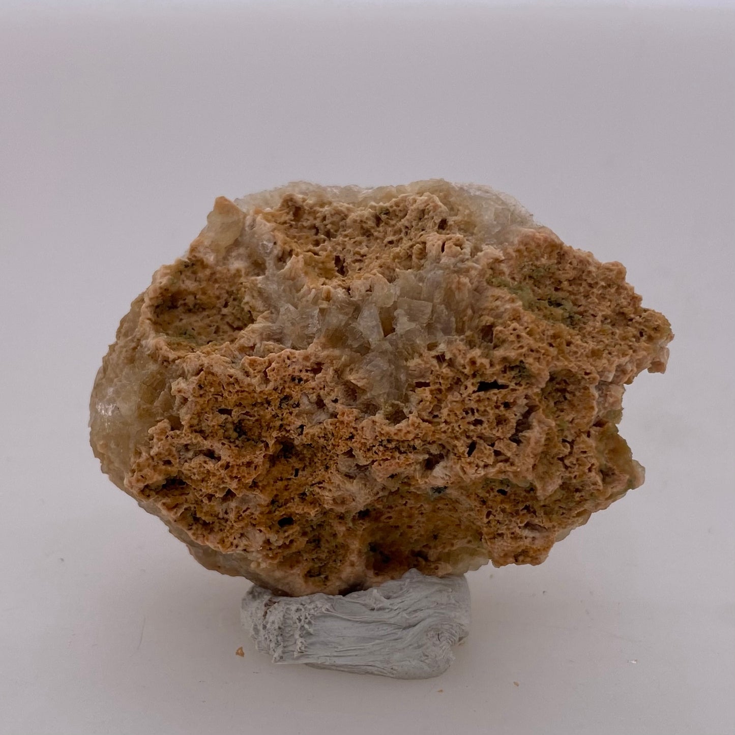 Zeolite var. Thomsonite - Maharashtra, India