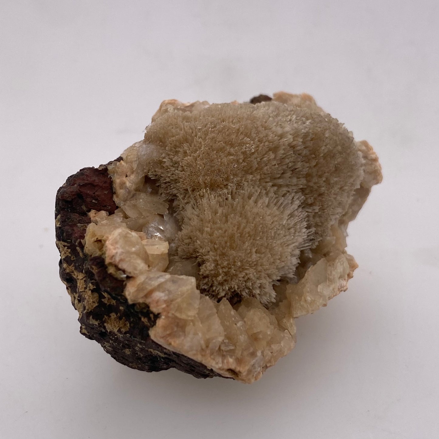 Zeolite var. Thomsonite - Maharashtra, India