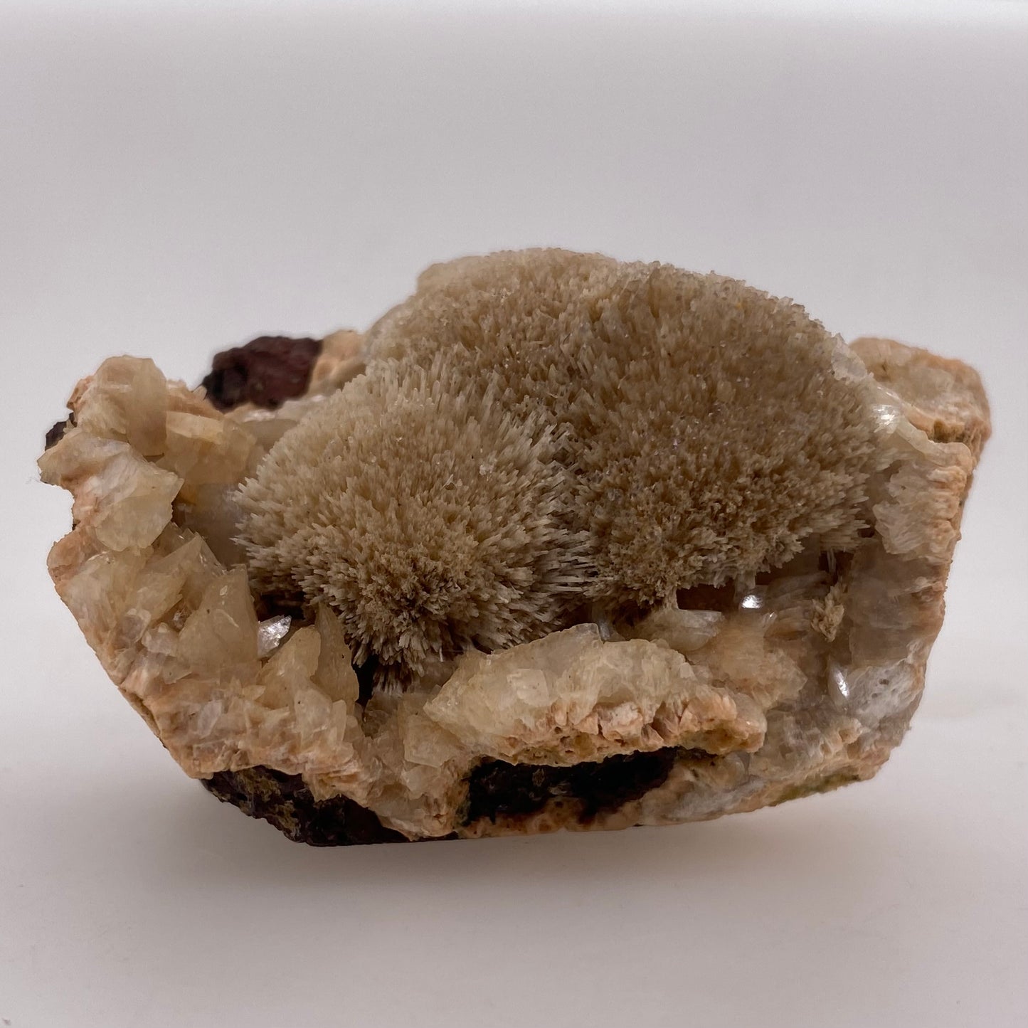 Zeolite var. Thomsonite - Maharashtra, India