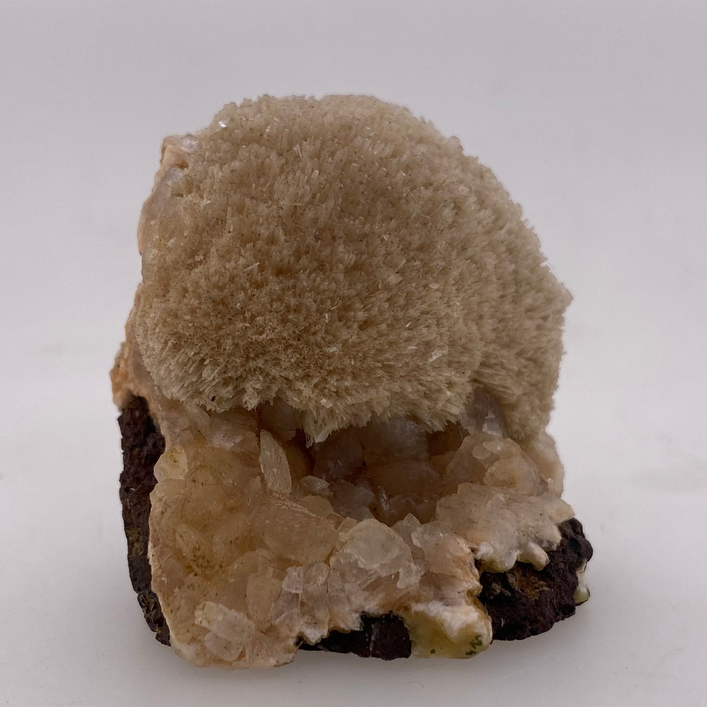 Zeolite var. Thomsonite - Maharashtra, India