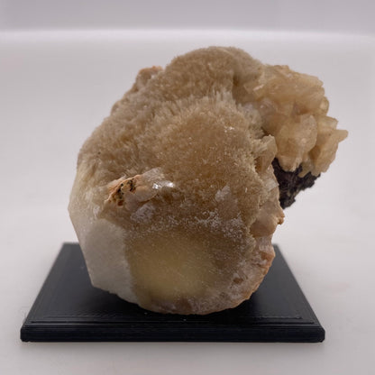 Zeolite var. Thomsonite - Maharashtra, India